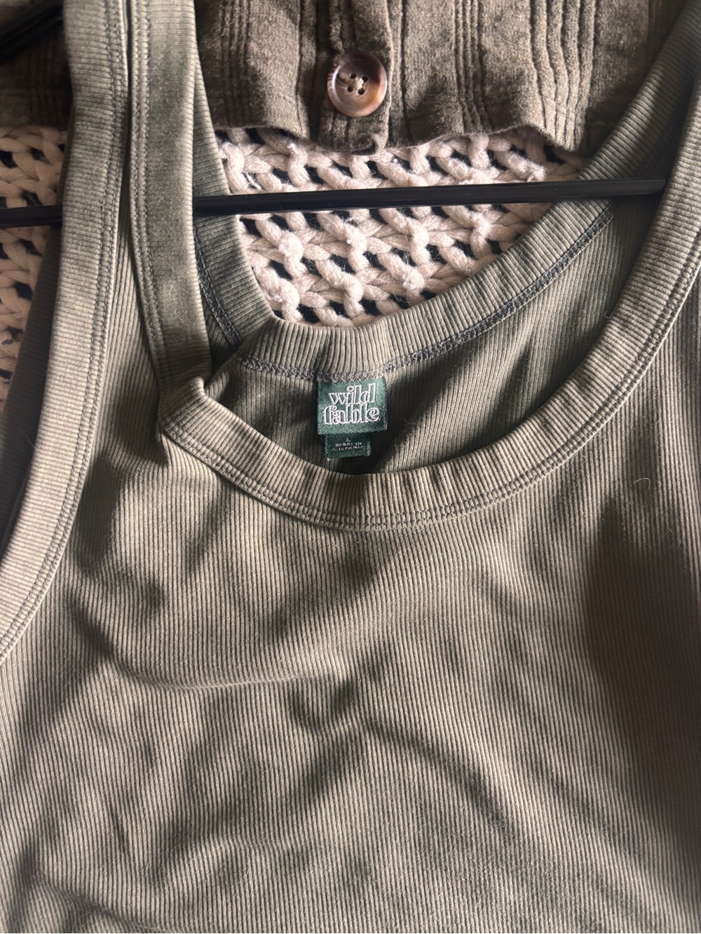 Basic tank top bundle size large - Wild fable , American eagle - Picture 5 of 6
